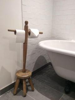 Chequers Hotel - 9