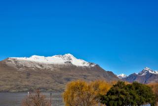 TAHUNA LAKEFRONT LUXURY, Central Location - Queenstown - 5