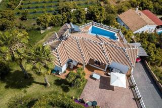 VILLA ANDALUCÍA: cerca de todo, intimidad y espacio - Nerja - 8