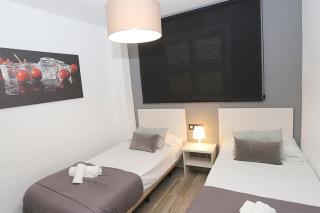 DIFFERENTFLATS Llum - Salou - 7