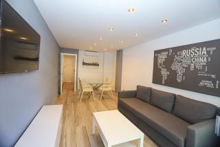 DIFFERENTFLATS Llum - Salou - 3
