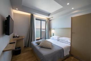 Aianteion Bay Luxury Hotel & Suites - Aiándion - 4