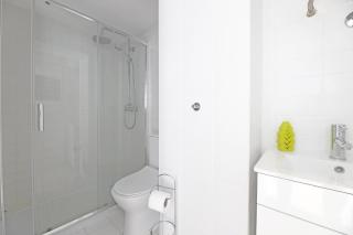FLH Porto City Apartment with Balcony - Porto - 5