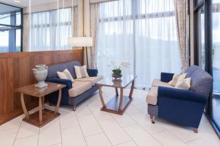 Ramsey Park Hotel - 1