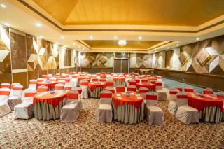 Pride Hotel & Convention Centre Indore - Indore - 1