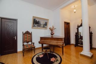 Hotel Queen-Batumi - Batumi - 3