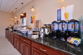 Best Western Northgate Inn - 4