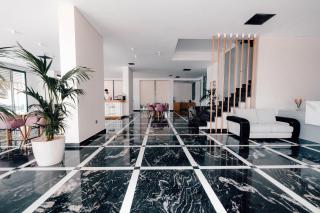 El Primero Hotel - Saranda - 8