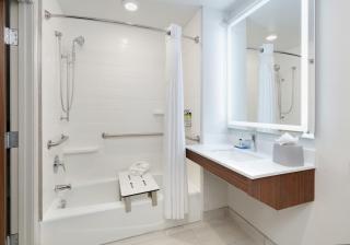 Holiday Inn Express & Suites San Antonio NW near SeaWorld by IHG - San Antonio - 9