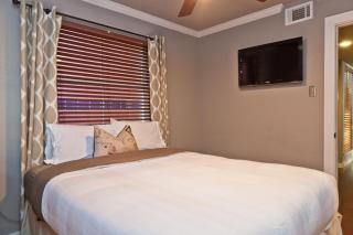 Onyx Hotels - 5