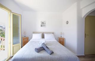 Diasino Apartments and Car Rental - 8
