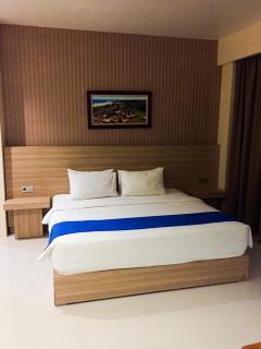 Padadita Beach Hotel - Waingapu - 7
