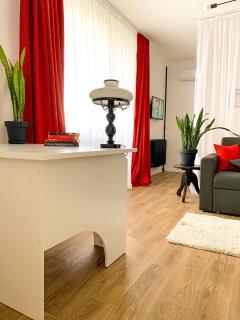 Birdie Home at Nauky metro - 7