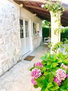 Apartments Lucy - Milna - 9