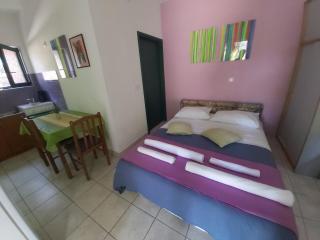 Two peoples place - 4