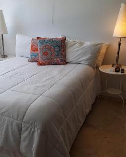 KASA El Sol by the Sea with Pool and Parking - San Juan - 2