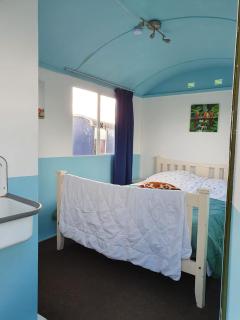 B&B boerderij rust, in pipowagens! - Den Helder - 1