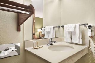 Baymont by Wyndham Evansville North/Haubstadt - Haubstadt - 7