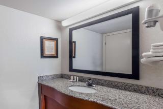 Baymont by Wyndham Pigeon Forge near Island Drive - Pigeon Forge - 8