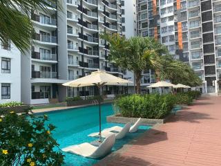 Hayfa Holiday Home @ Timur Bay - 1