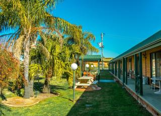 Deniliquin Country Club Motor Inn - Deniliquin - 6