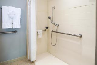 Almond Tree Inn - Adults Only - 1