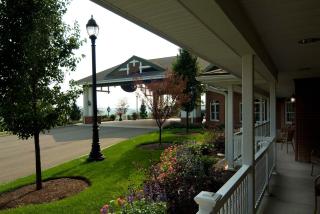 Carlisle Inn - 1