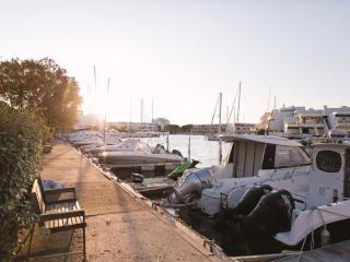 Marina NS Guesthouse - Le Grau-du-Roi - 7