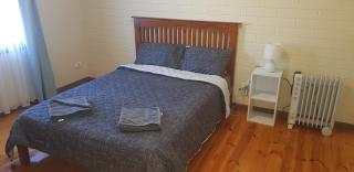 Warmont Apartments Self Contained Home - Whyalla - 4