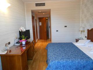 Hotel Palazzo Lovera - Cuneo - 9