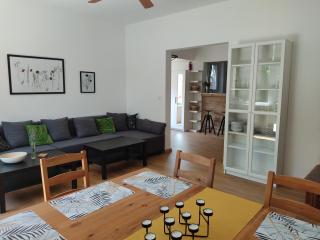 Flóra House 3 minutes from Lake Balaton - Keszthely - 0