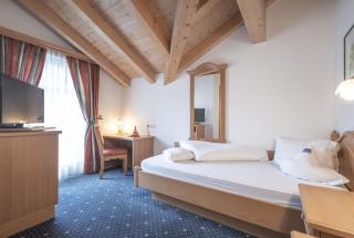 Hotel Garni Schneider - Lutago - 5