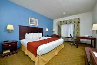 Baymont by Wyndham Houston Brookhollow - 4