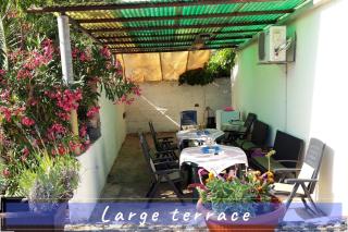 Near the sea vacation home Parja - Vis - 3