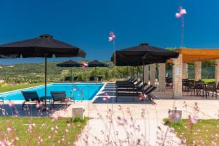 Mint Retreat Suites - Kalandra - 2