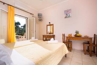 Odysseus Apartments By Hotelius - Agios Gordios - 4