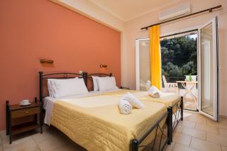 Odysseus Apartments By Hotelius - Agios Gordios - 3