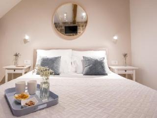 Live Laugh Love Dubrovnik Luxury Rooms - Dubrovnik - 1