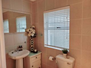 Gordon's Beach Lodge - 2