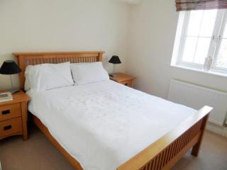 Basingstoke Apartments - Westlands House, City Centre, Home-From-Home - Basingstoke - 4