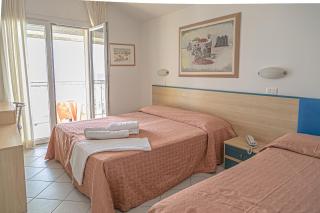 Hotel Royal Inn - San Mauro Mare - 2
