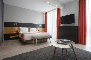 Adella Boutique Hotel - Free Secured Parking - 4