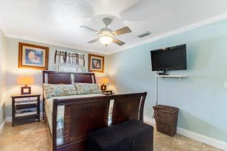 Gulf View Cottage #3 - Bradenton Beach - 3