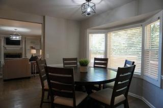 Beautiful & large newly renovated 5 bedroom house. - Marietta - 3