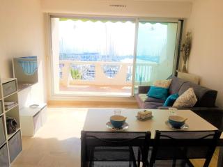 Classé 3 étoiles - Magnifique vue sur le port - Wifi et Clim - 1