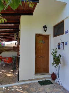 Villa Sissy Studios & Apartments - 6