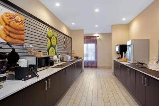 La Quinta by Wyndham West Monroe - 6