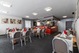 Active & Wellness Hotel Subterra - Ostrov - 7