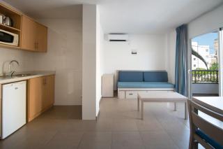Apartamentos Vistamar II - Playa d'en Bossa - 2