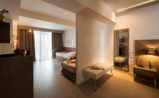 Ostria Sea Side Hotel - Hanioti - 3